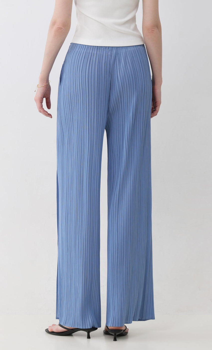 Short / Blue
