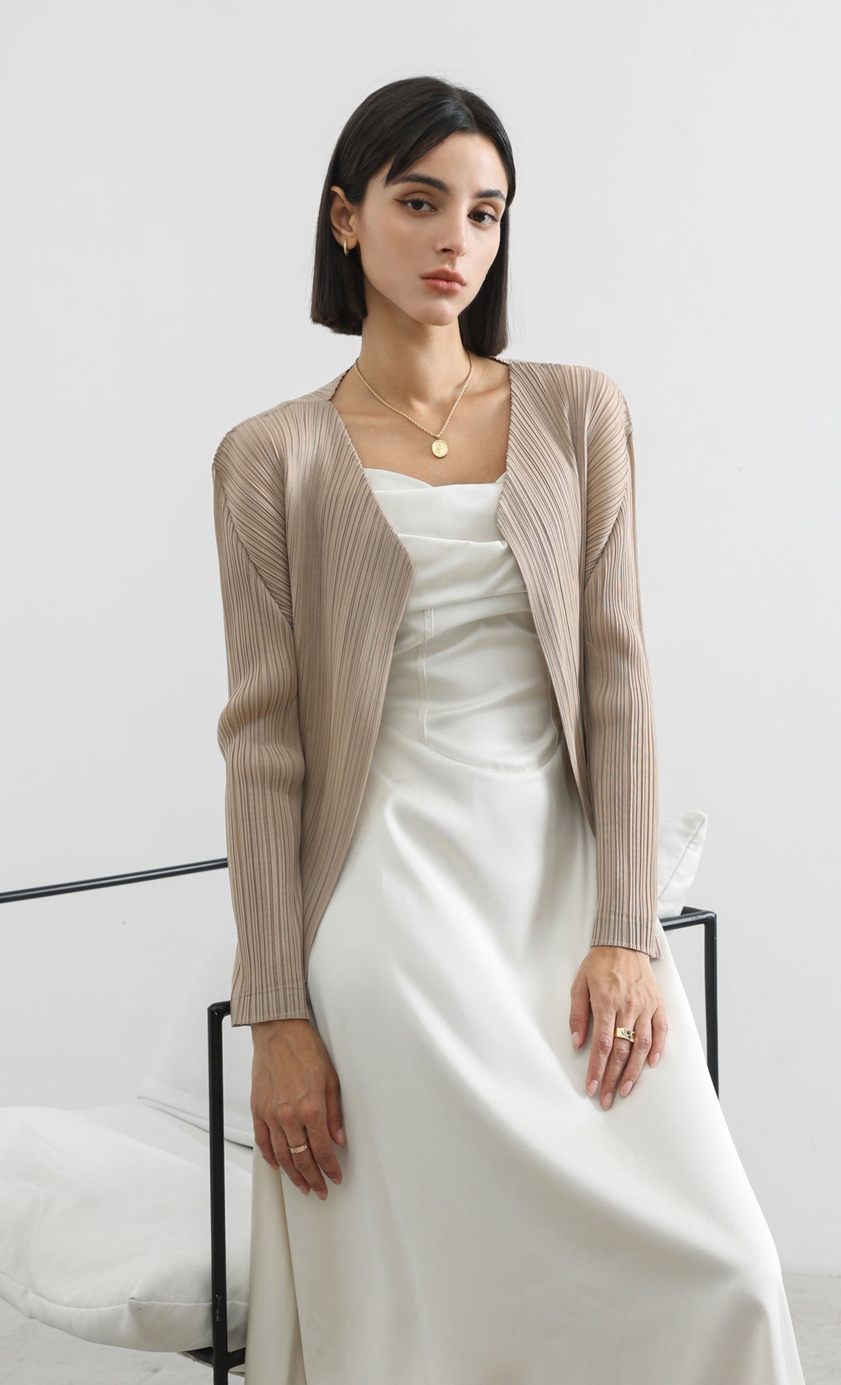 modi pleated cardigan_beige
