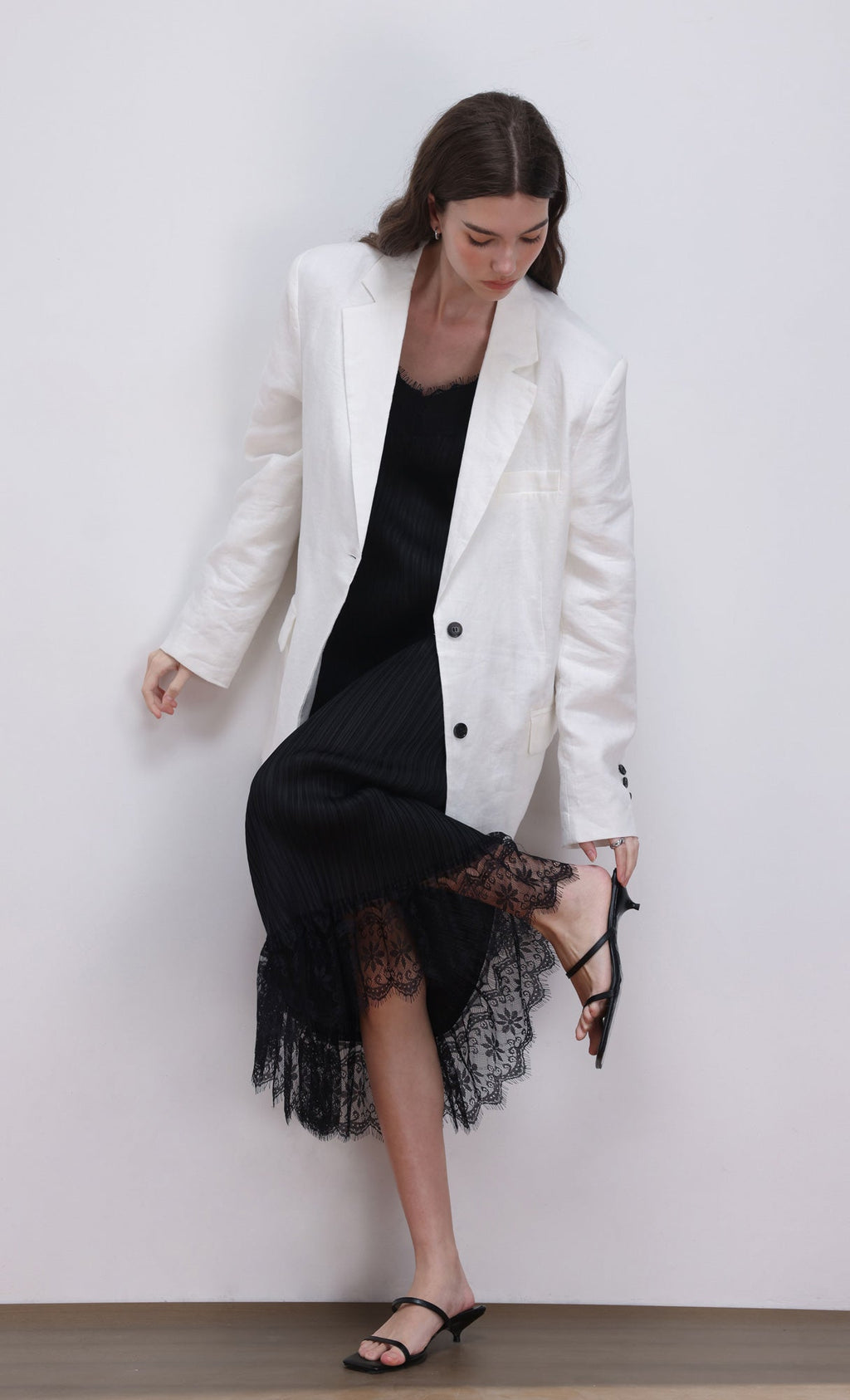 Pleated lace slip dress_black