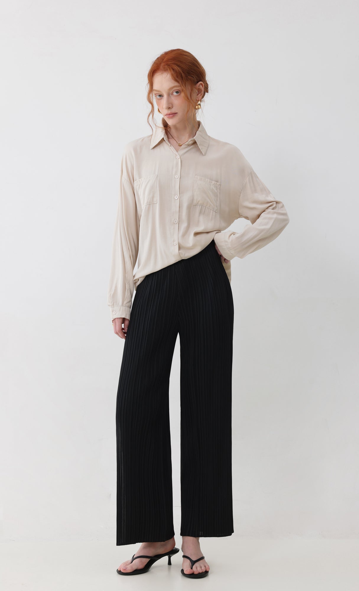 Limit pleated pants_black