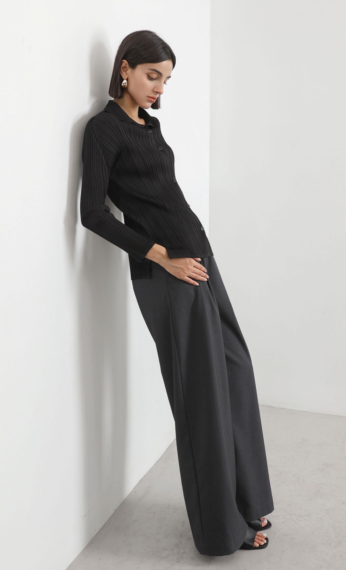 hush pleated shirts_black
