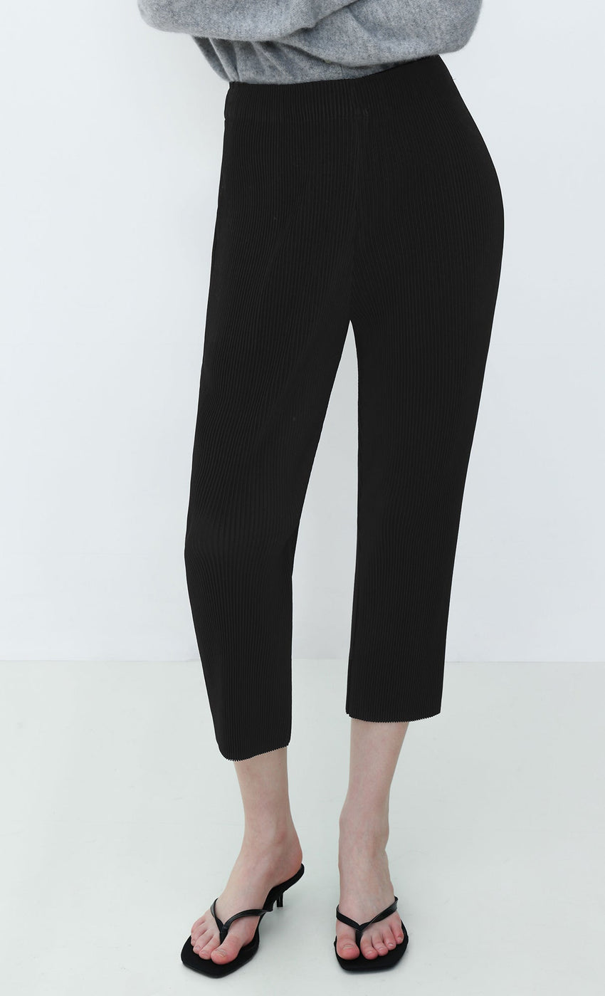 One Size - Fits XS to L / Black