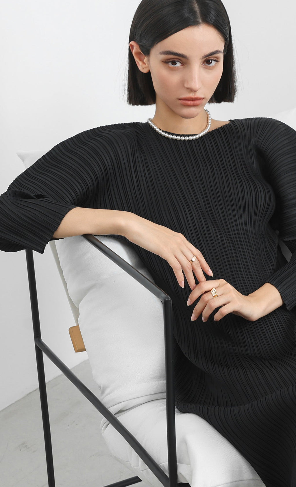 arc pleated dress_black