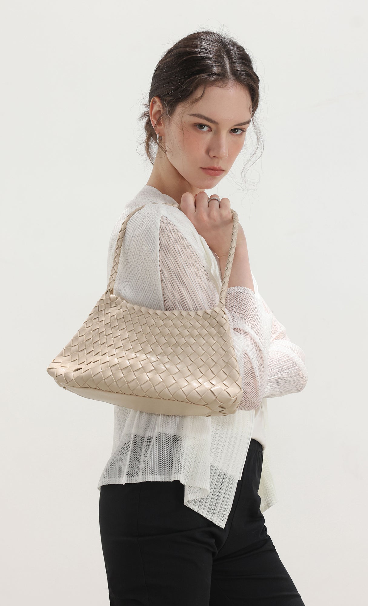 Nesia weaving shouler bag_ivory