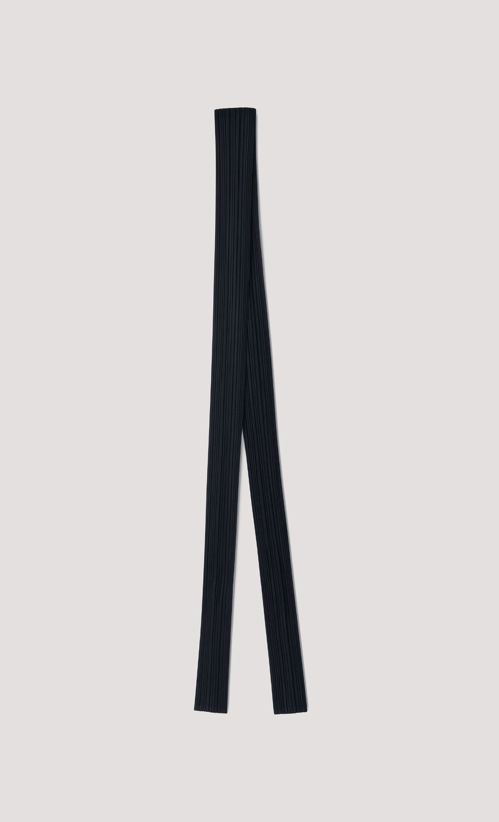 Tria pleated blouse & strap set_black