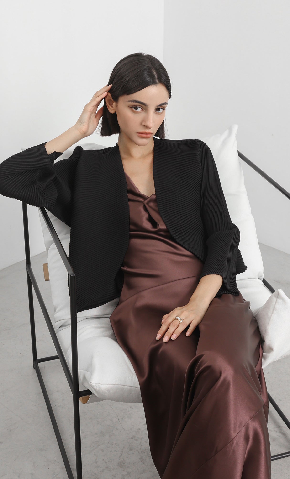 round pleated cardigan_black