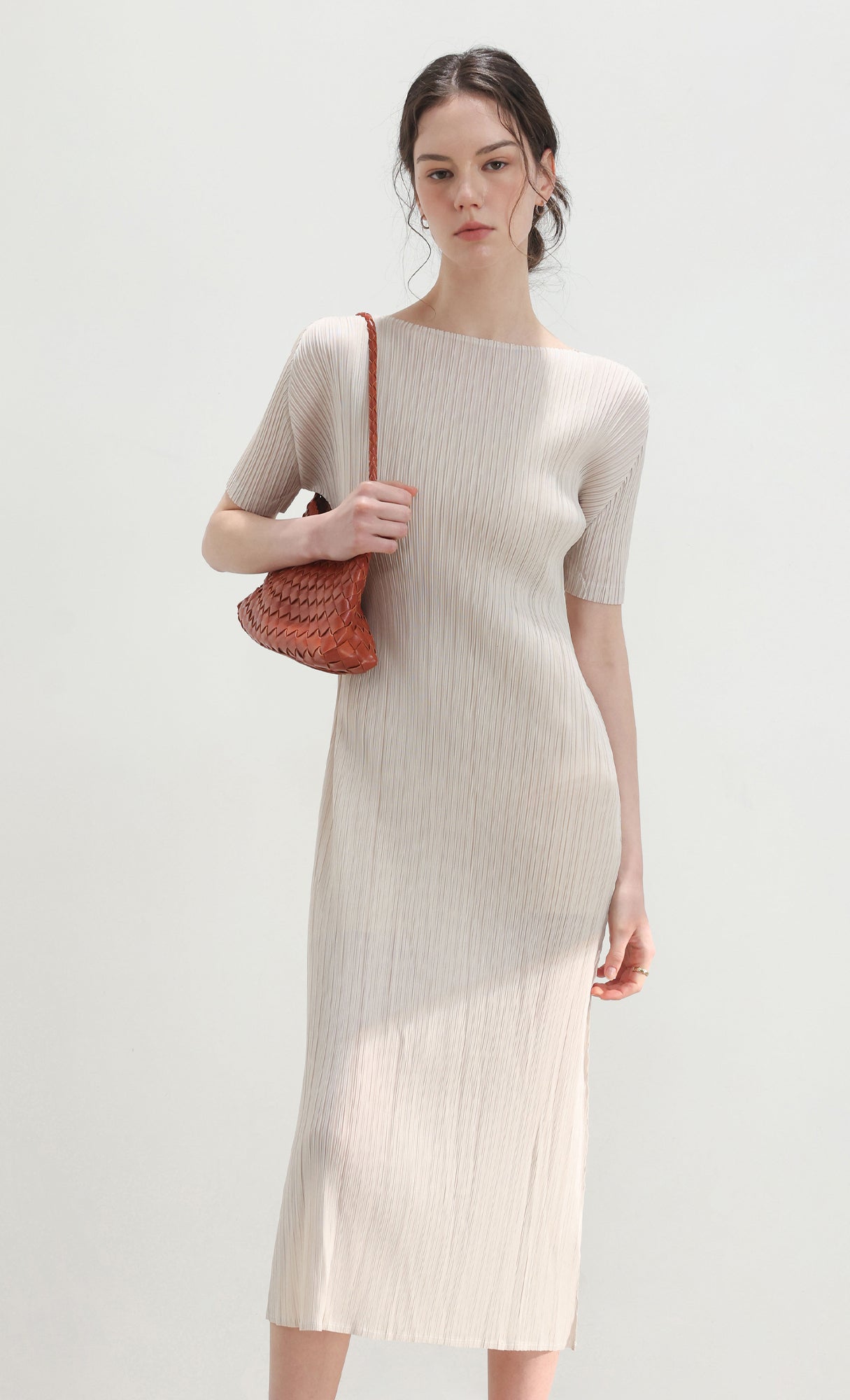Nesia weaving shouler bag_camel
