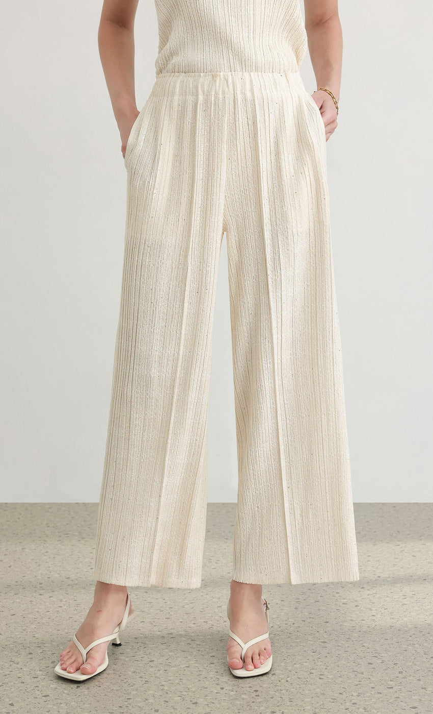 Free Size — Fit For XS - L / Ivory