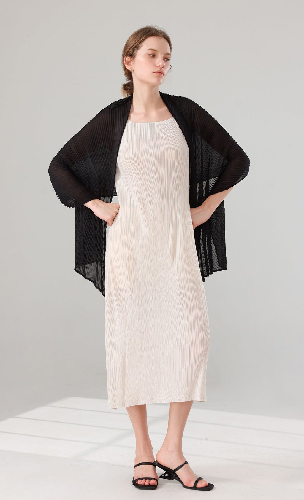 Aven Pleated Scarf_black