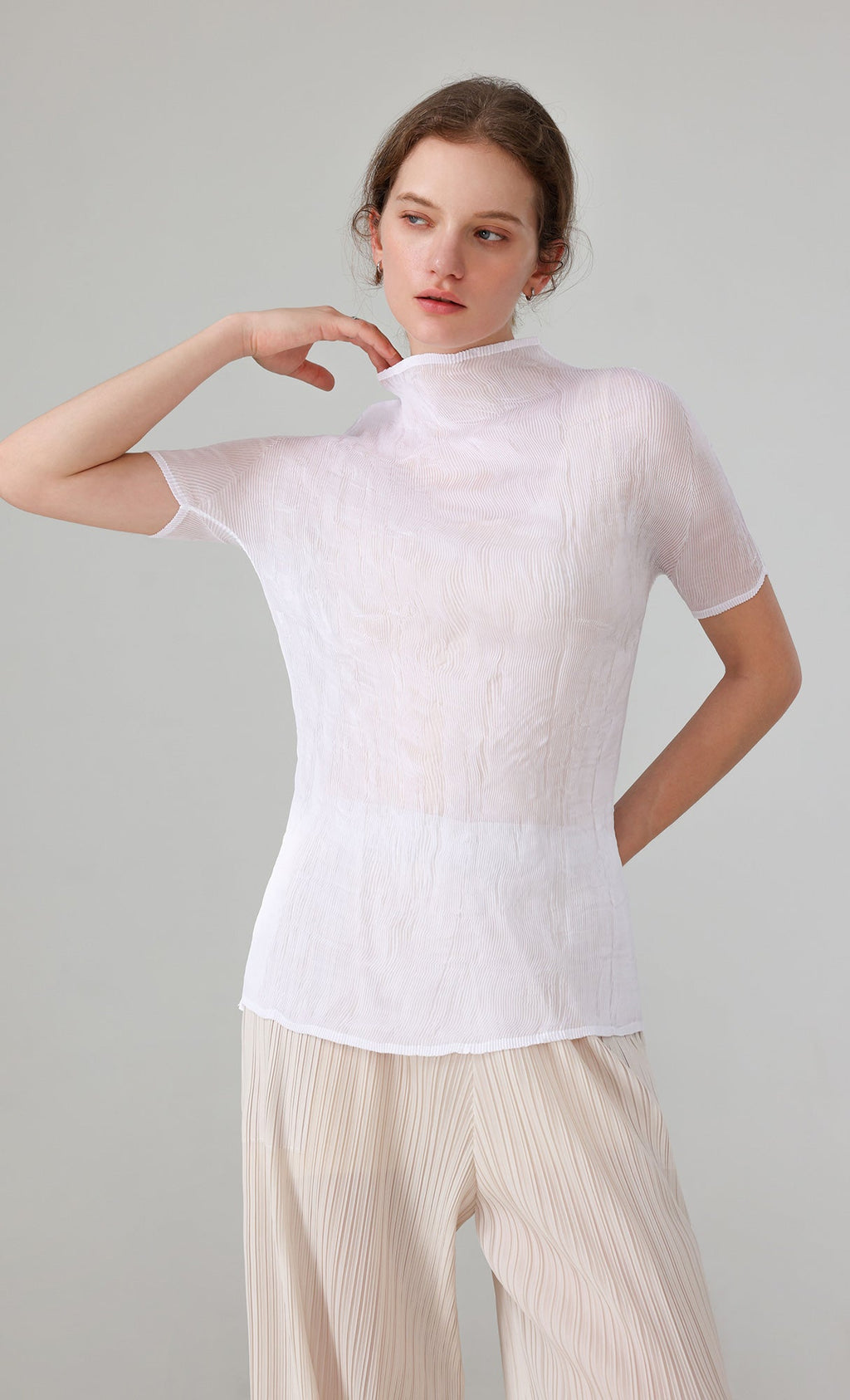 Roco crinkle pleated Top_white