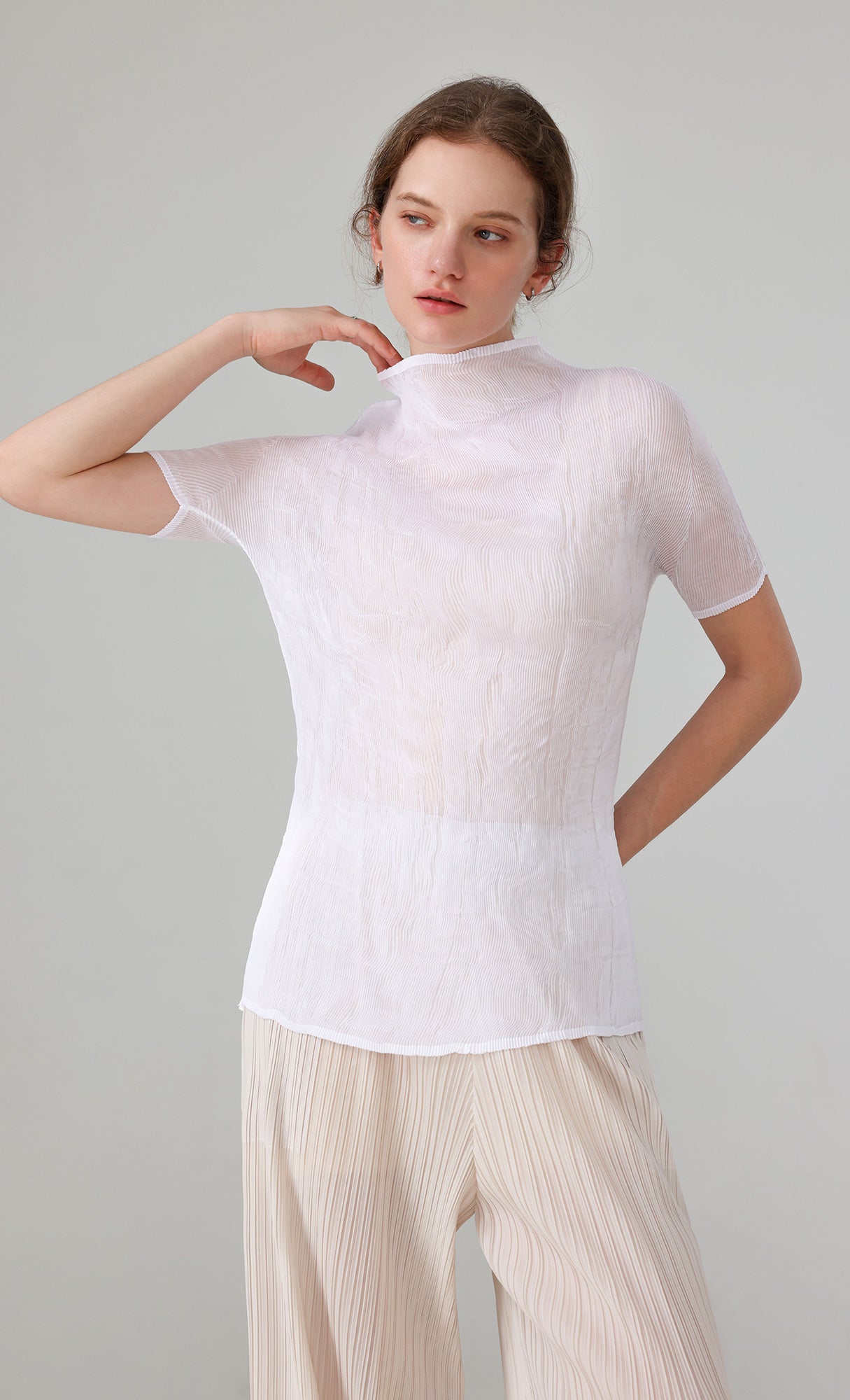 Roco crinkle pleated Top_white