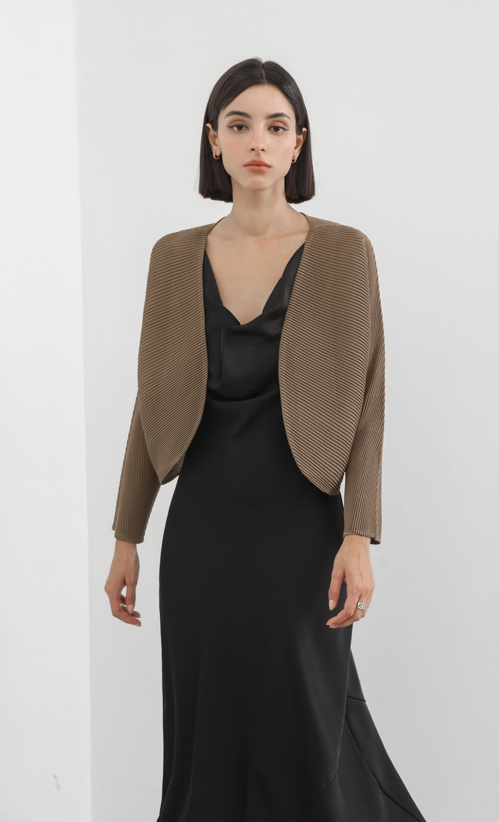 round pleated cardigan_brown