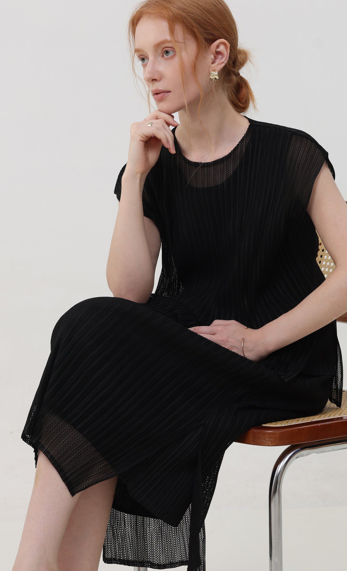 Airy pleated skirt _black