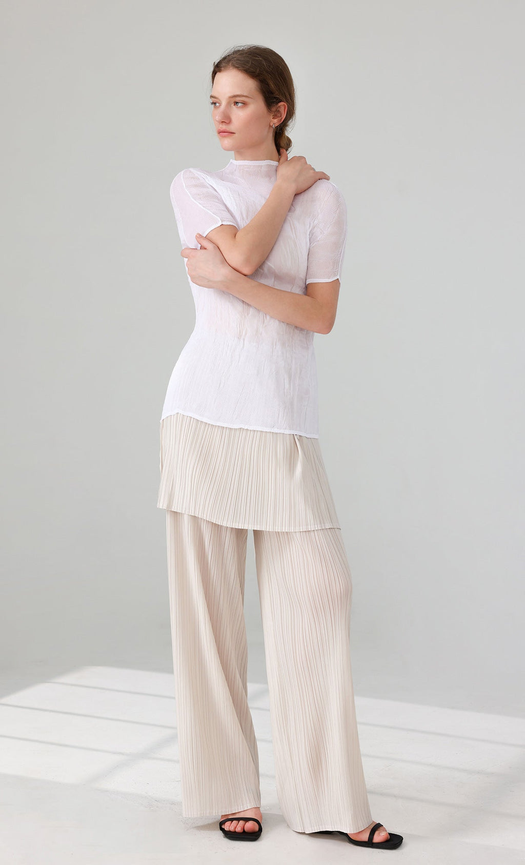 Roco crinkle pleated Top_white