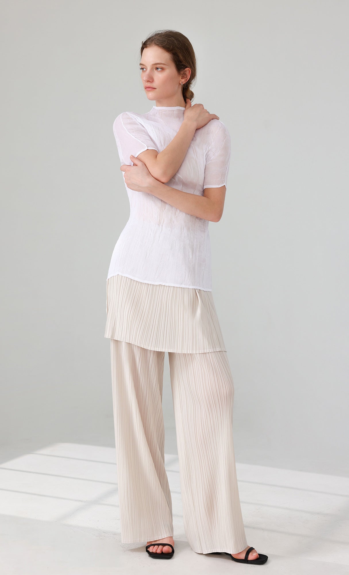 Roco crinkle pleated Top_white