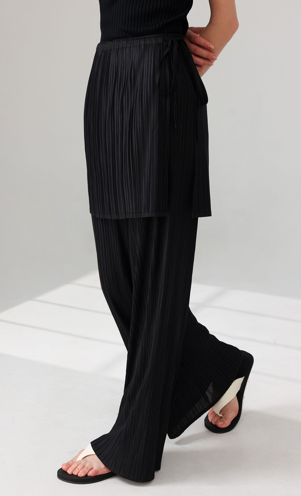 Siny Pleated Layered Wrap Skirt Pants Set_black