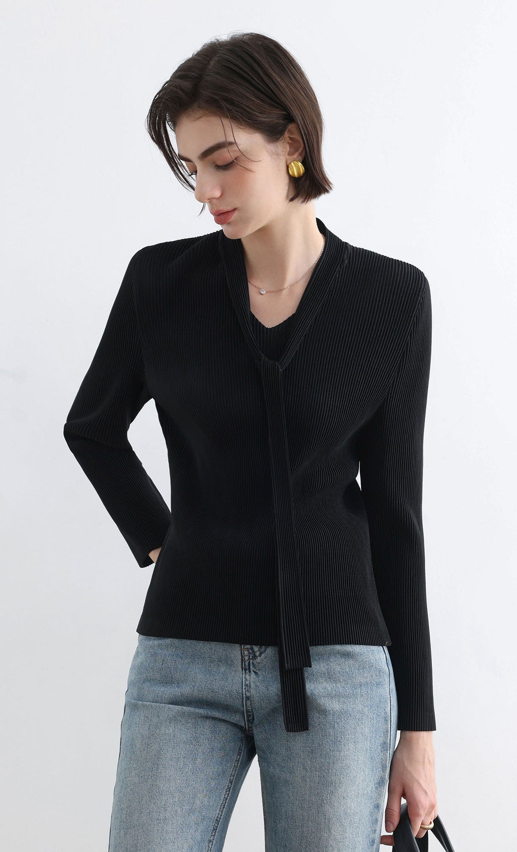 Ribbon Tie Pleated Top_Black