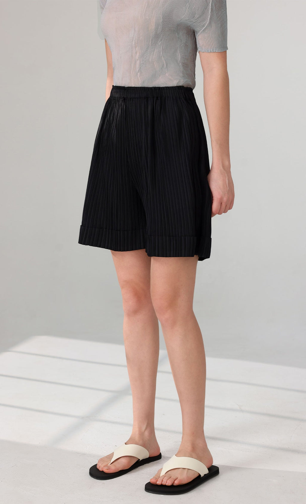 Mono Pleated Half Pants_black