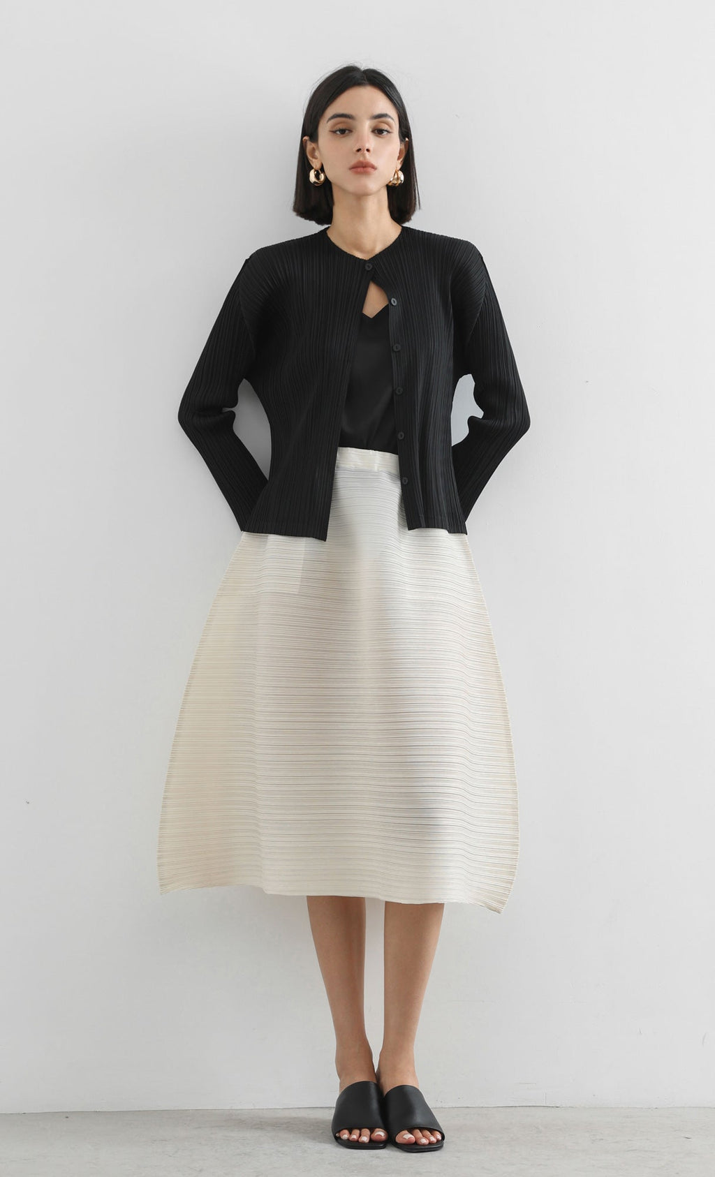 horiz pleated midi skirt_ivory