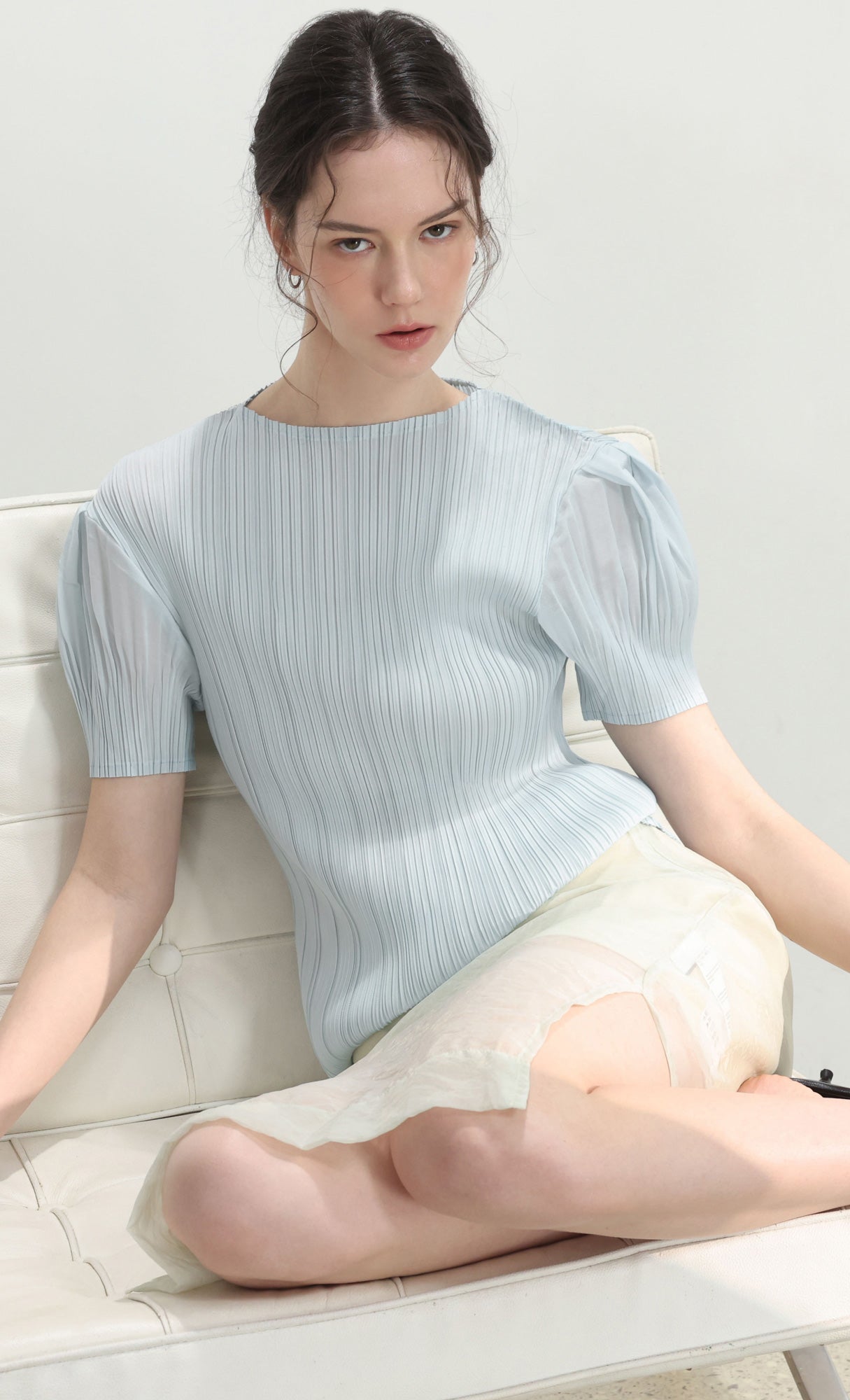 Mellow half-sleeve pleated top_Skyblue