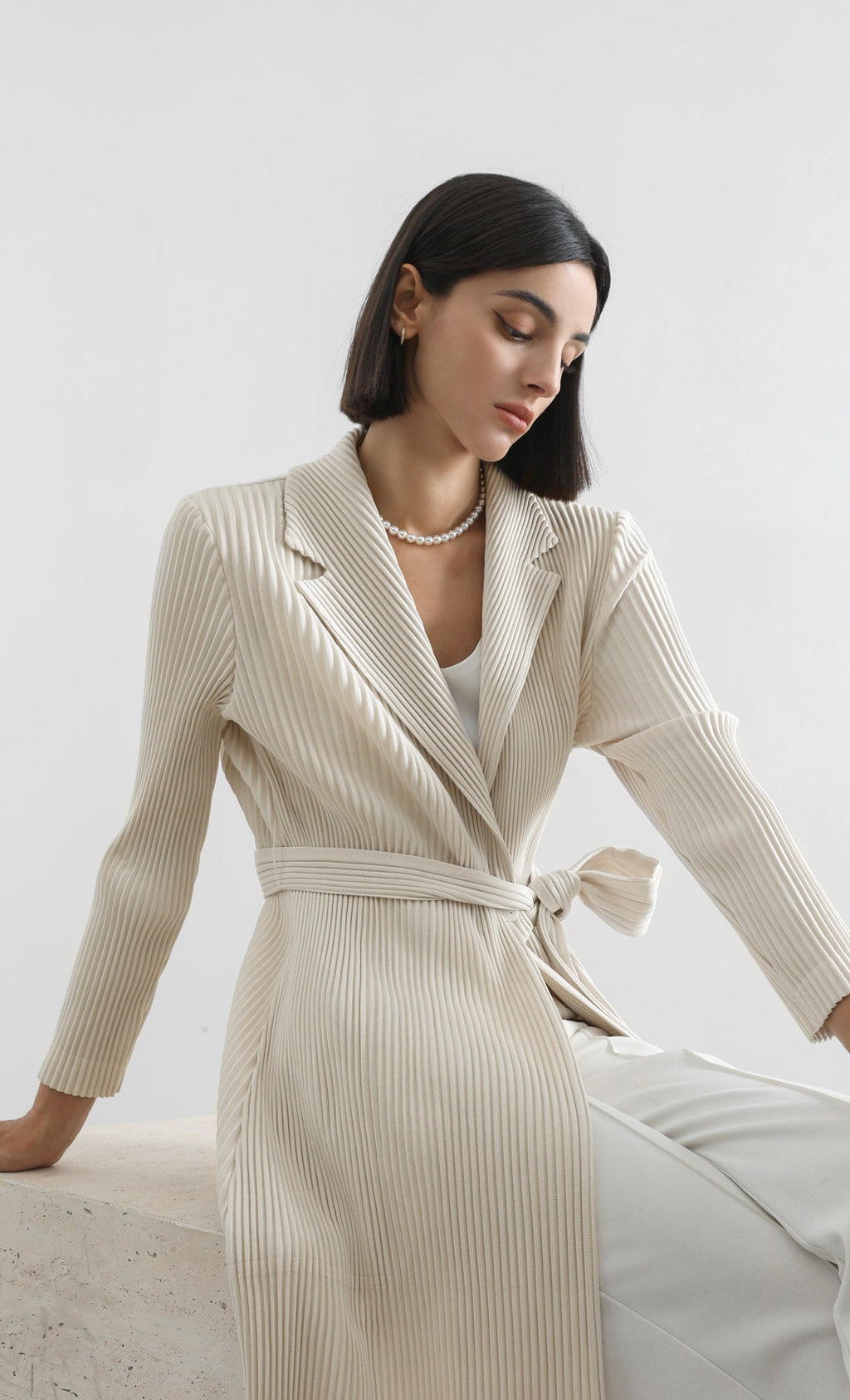 haze pleated belted trench_ivory