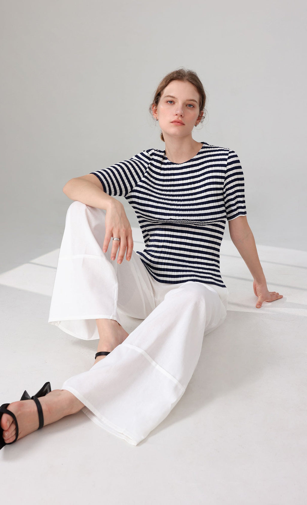 Marine Stripe Pleated Top_stripe