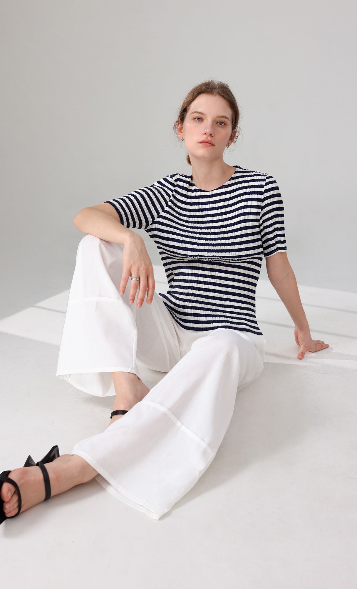 Marine Stripe Pleated Top_stripe