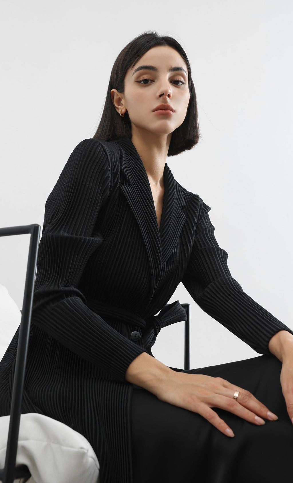 haze pleated belted trench_black