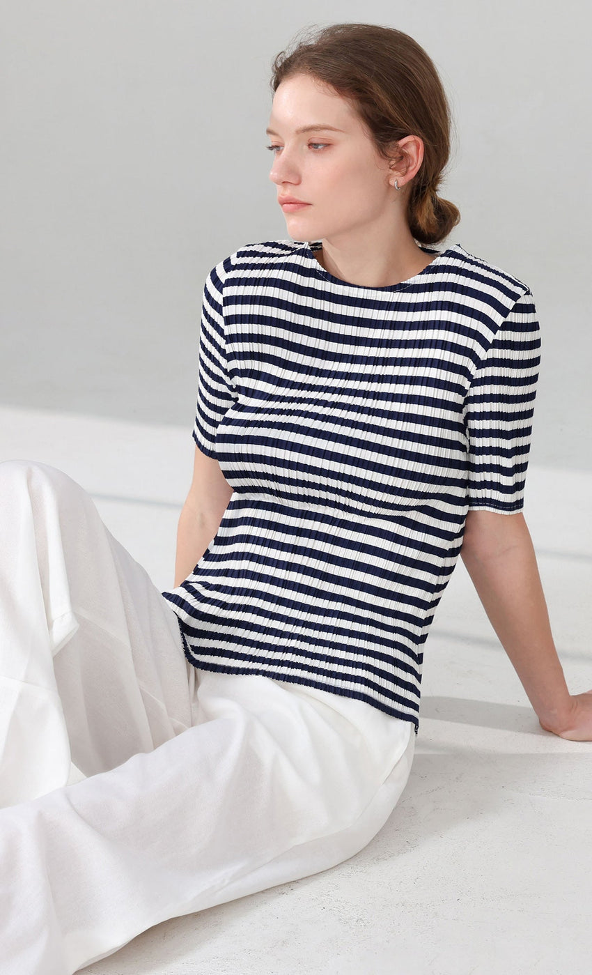 Marine Stripe Pleated Top (stripe)