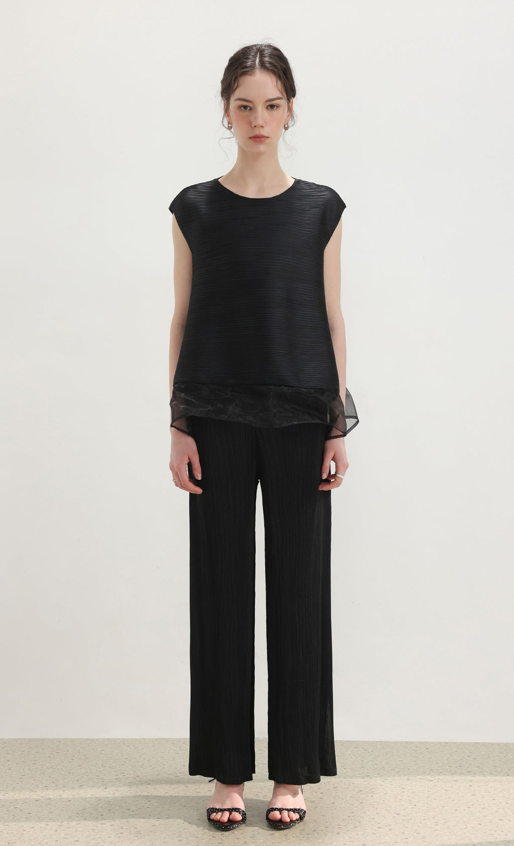 Dren sleeveless pleated top_black