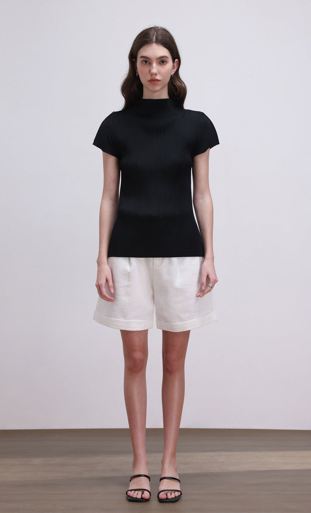 Lao pleated half neck top_black
