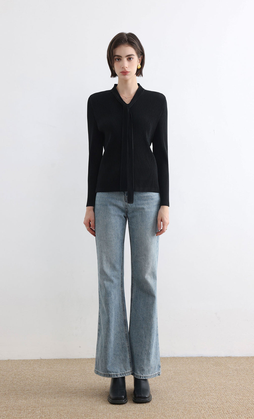 Ribbon Tie Pleated Top_Black