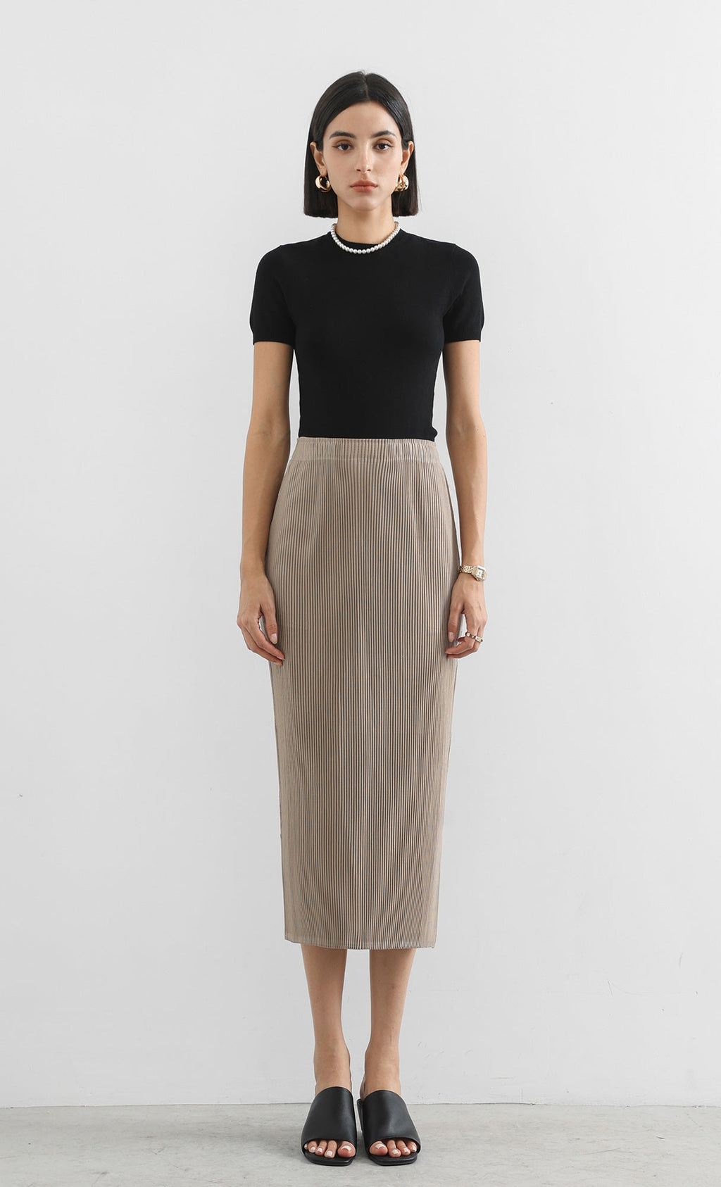 classy line pleated skirt_beige