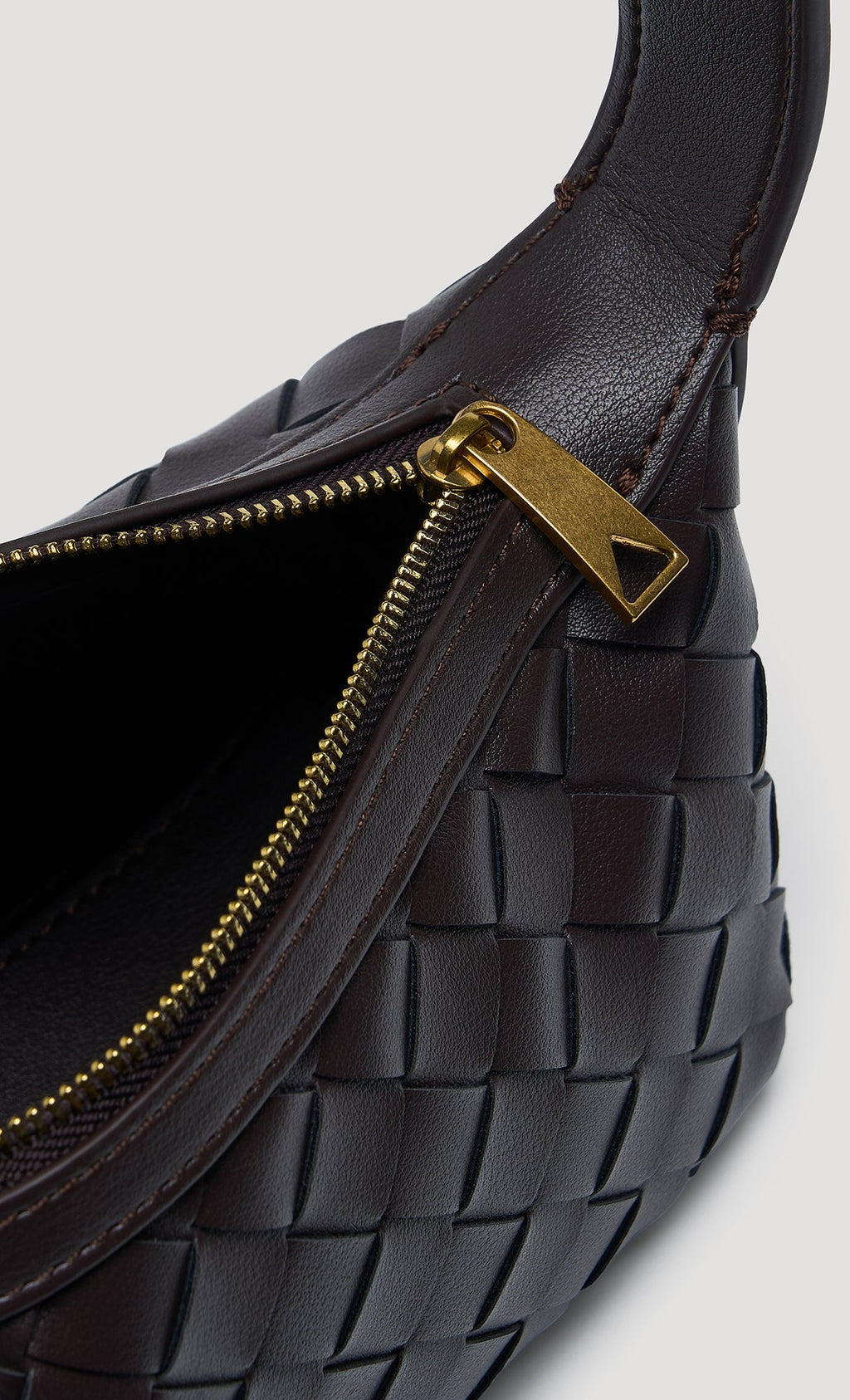 Weaving Leather Mini Hobo Bag_Brown