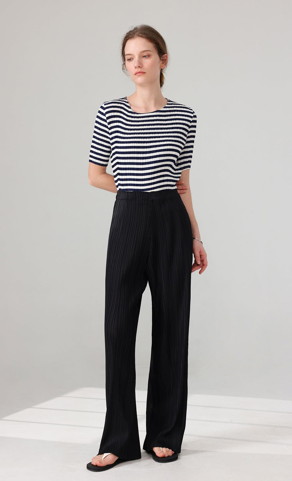 Marine Stripe Pleated Top_stripe