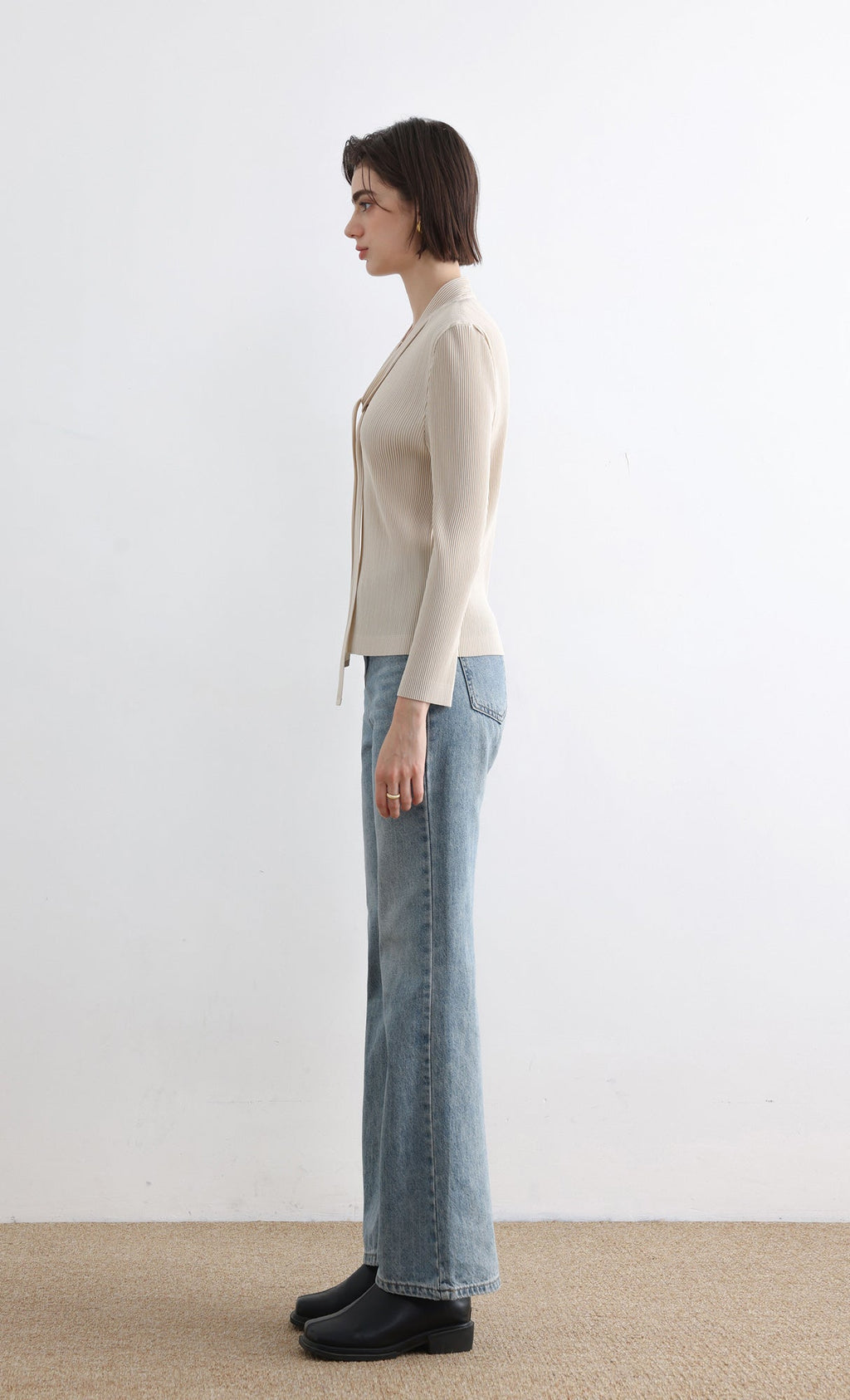 Ribbon Tie Pleated Top_Ivory