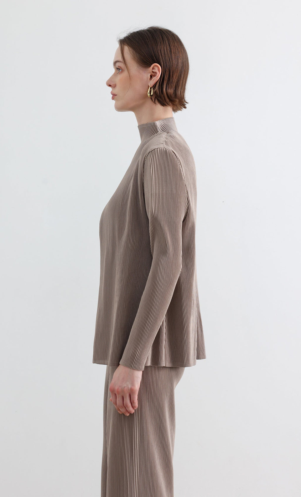 Essential Pleated Cardigan_Beige