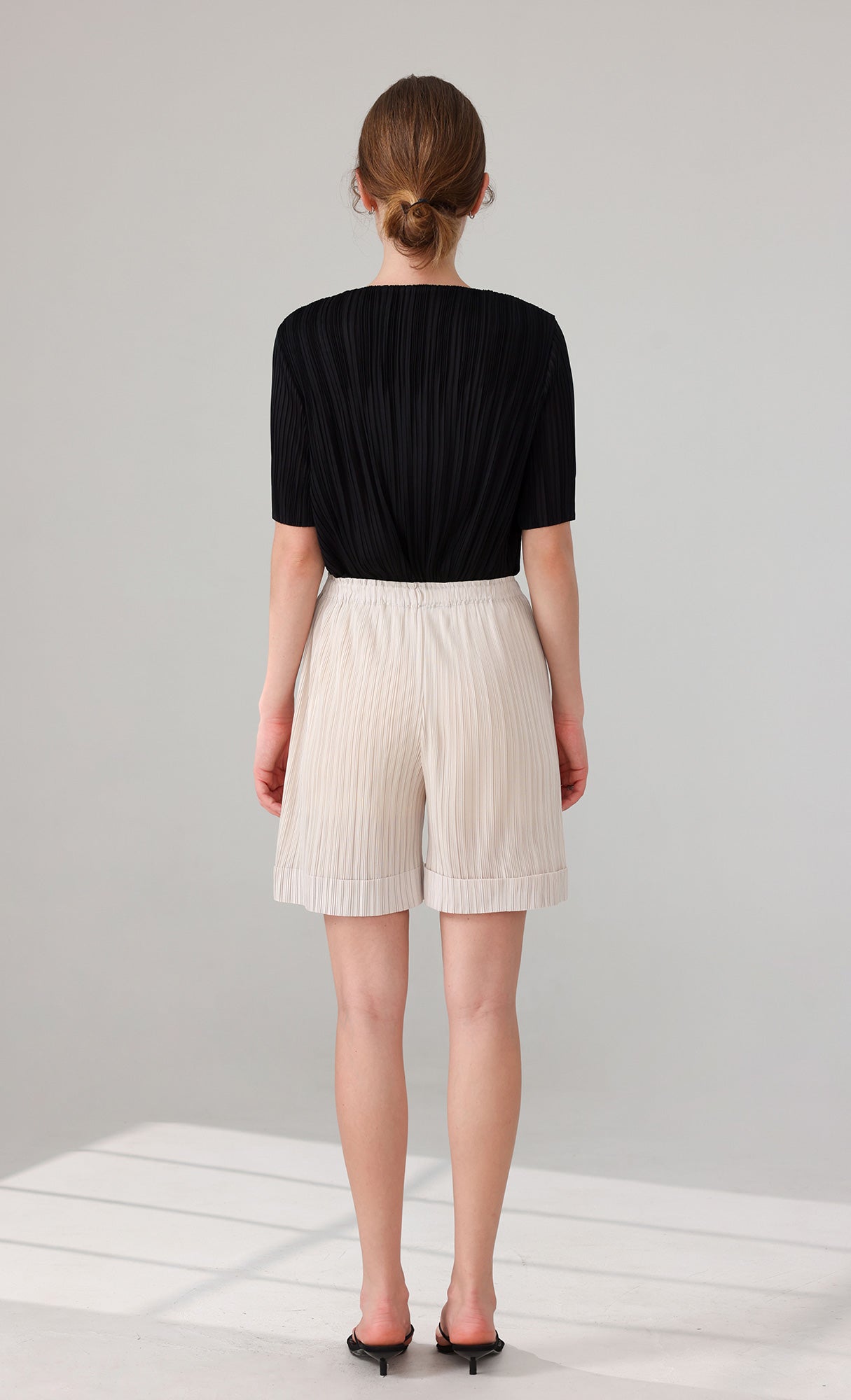 Mono Pleated Half Pants_ivory