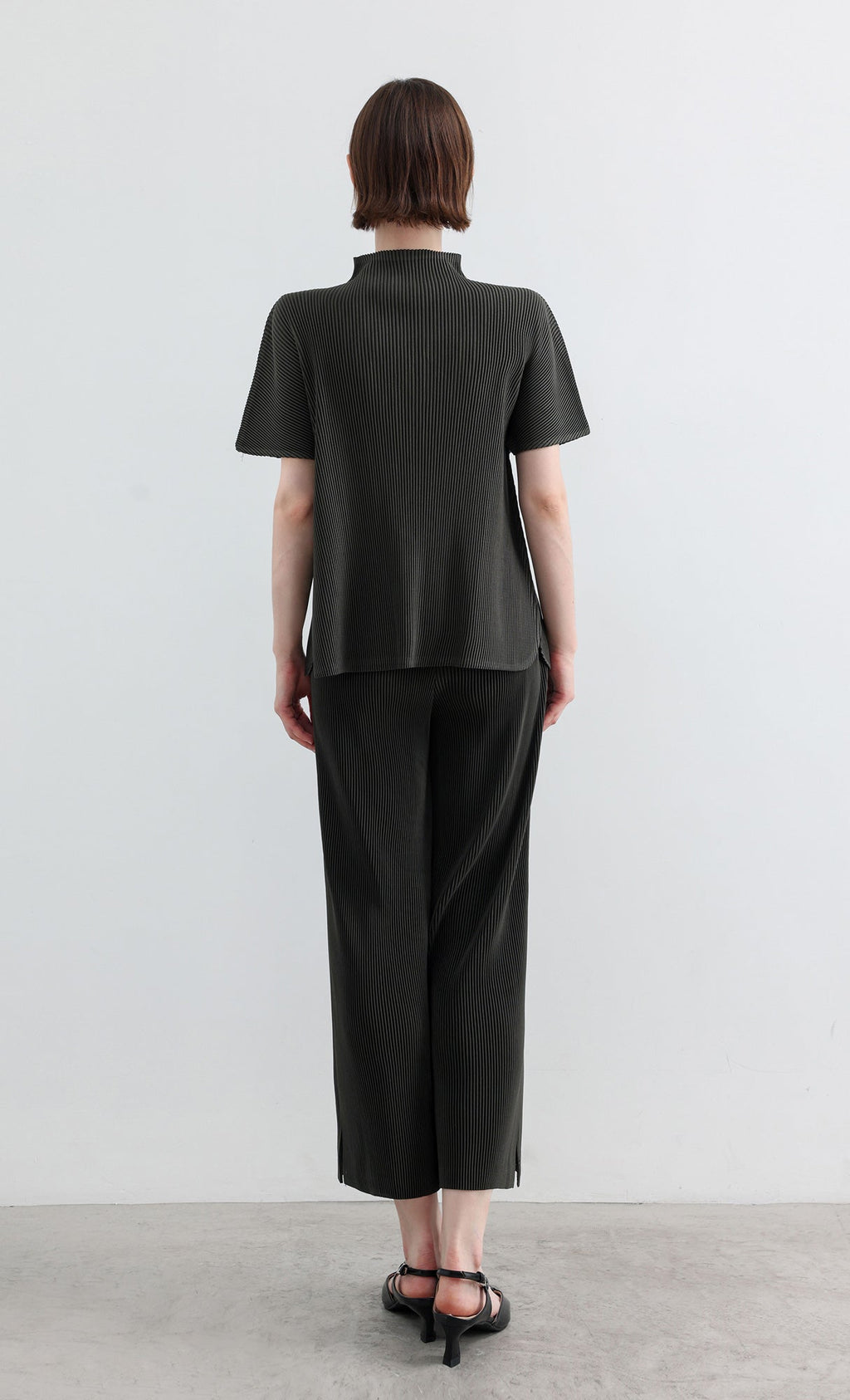 Essential Pleated Pants_Khaki