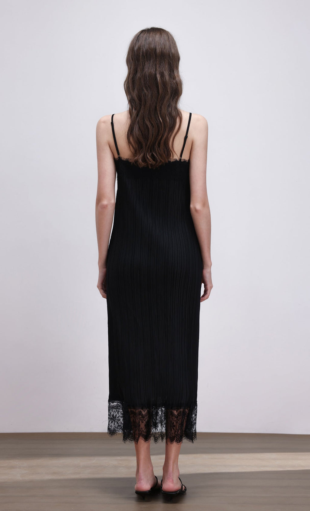 Pleated lace slip dress_black