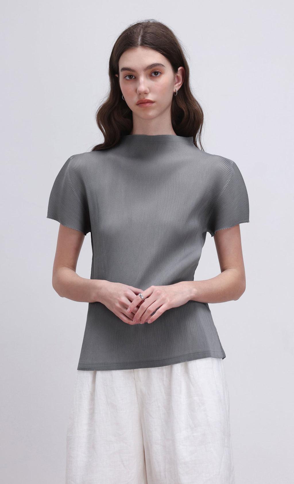Lao pleated half neck top_grey