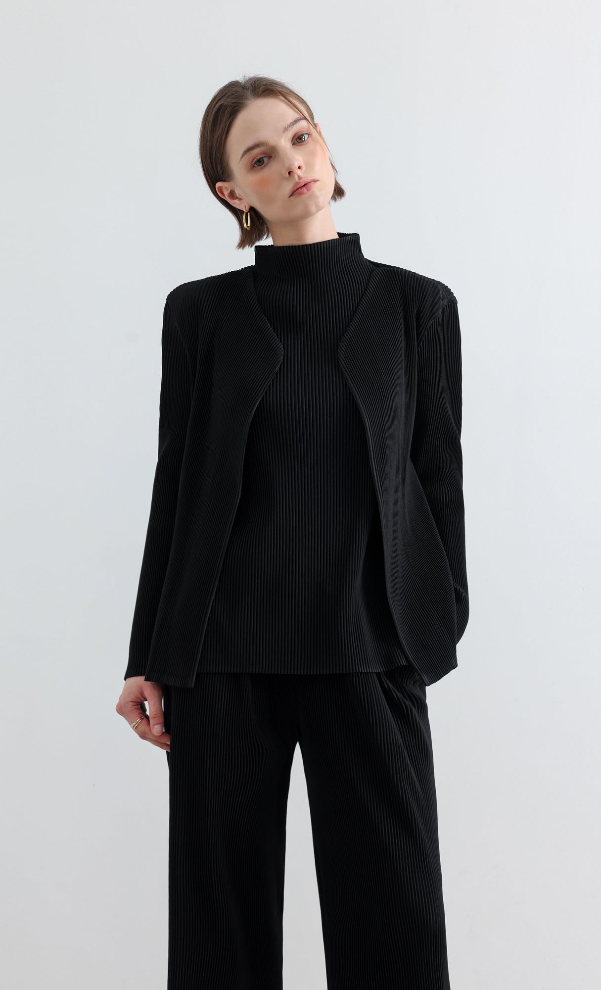 Essential Pleats Cardigan_Black