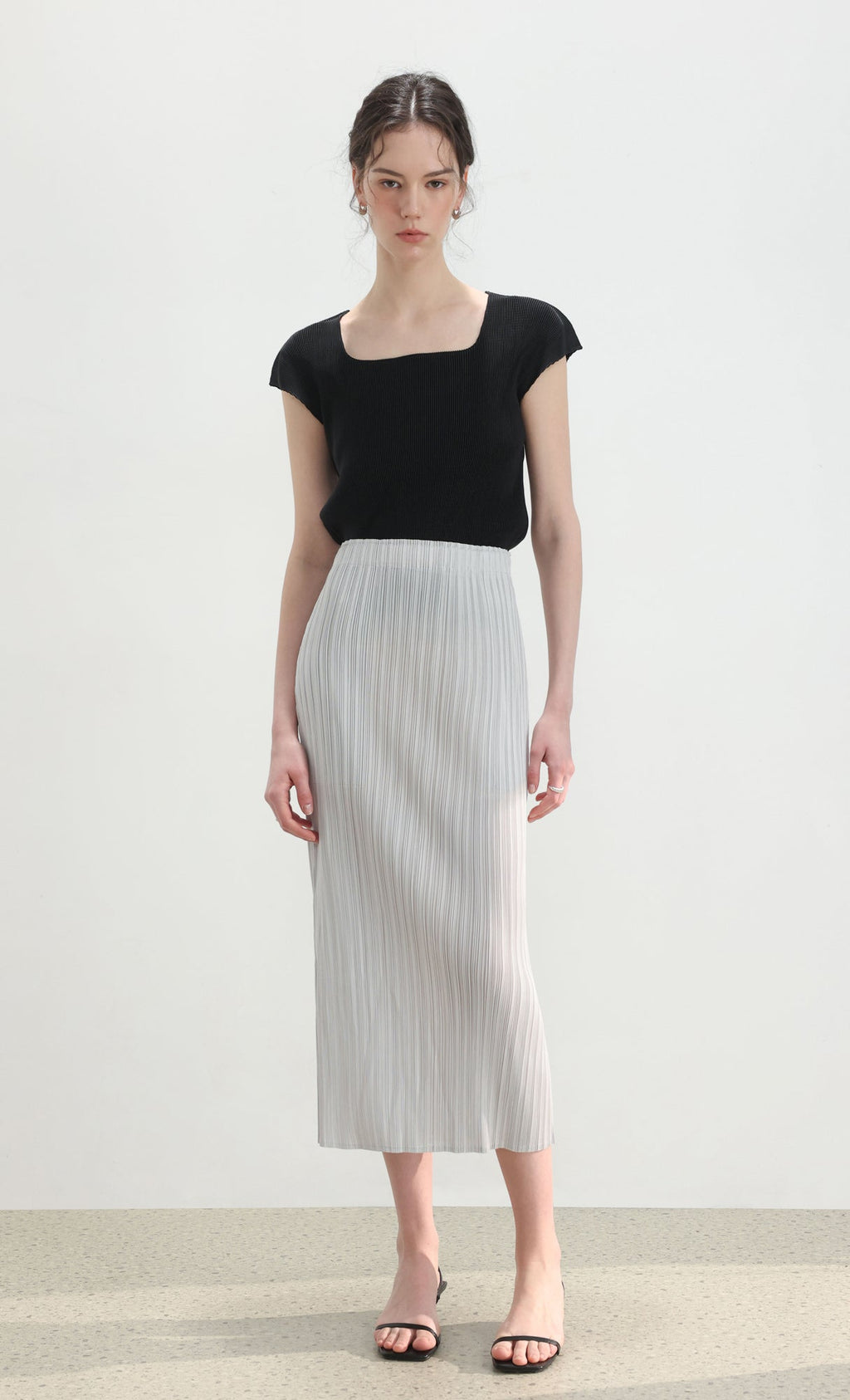 Ria pleated skirt_light-grey