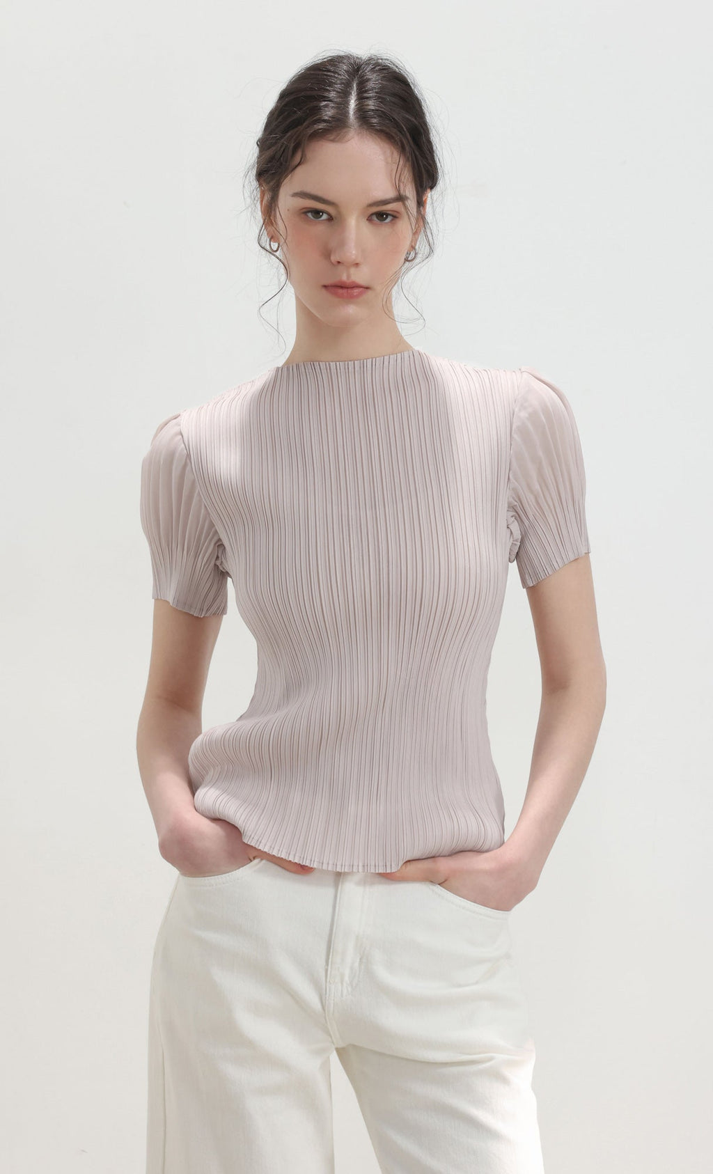 Mellow half-sleeve pleated top_beige