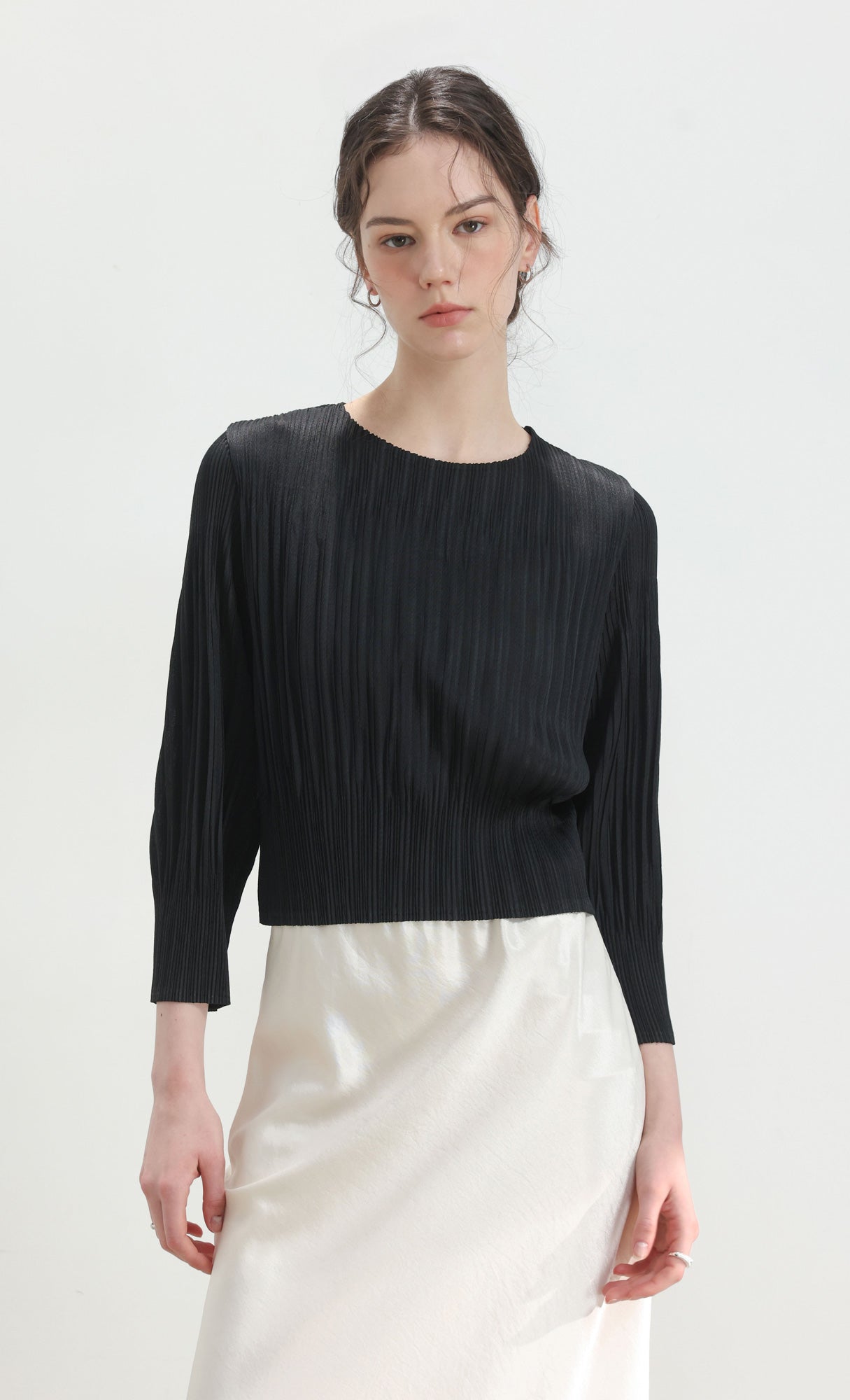 Leon pleated long-sleeve top_black