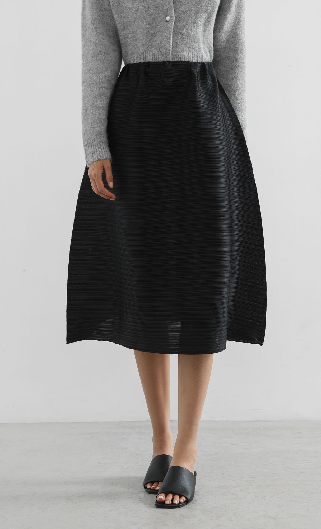 horiz pleated midi skirt_black