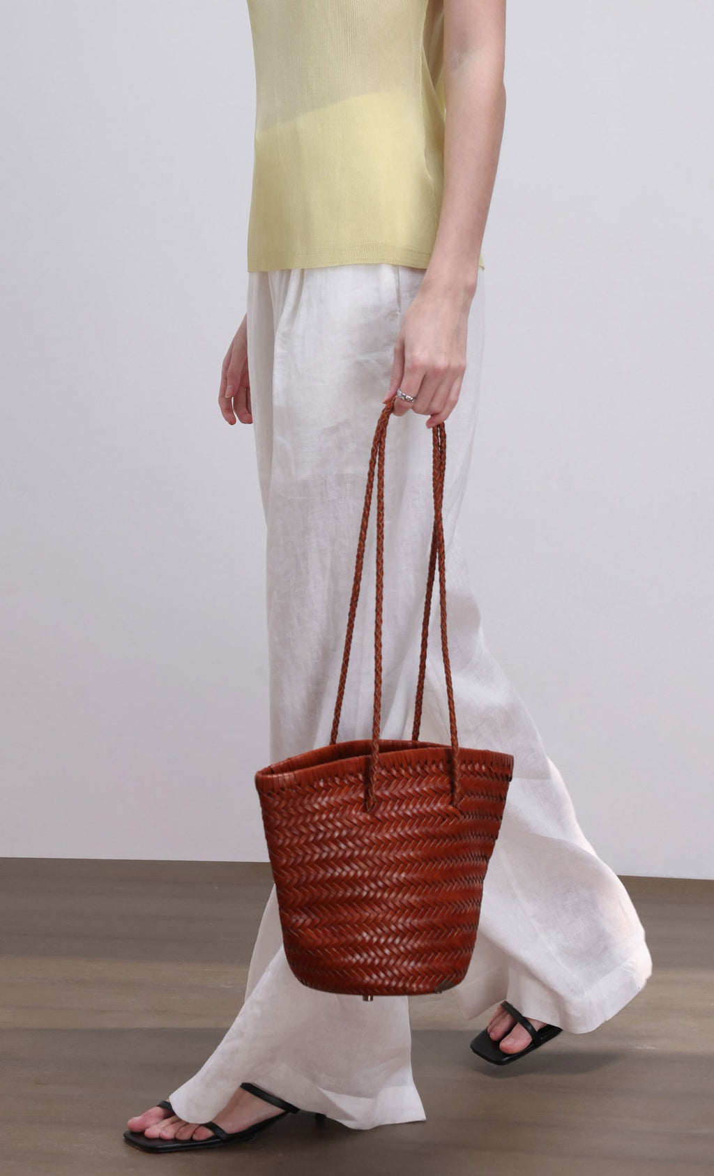 [Pouch SET] Stacy weaving leather shoulder bag_camel
