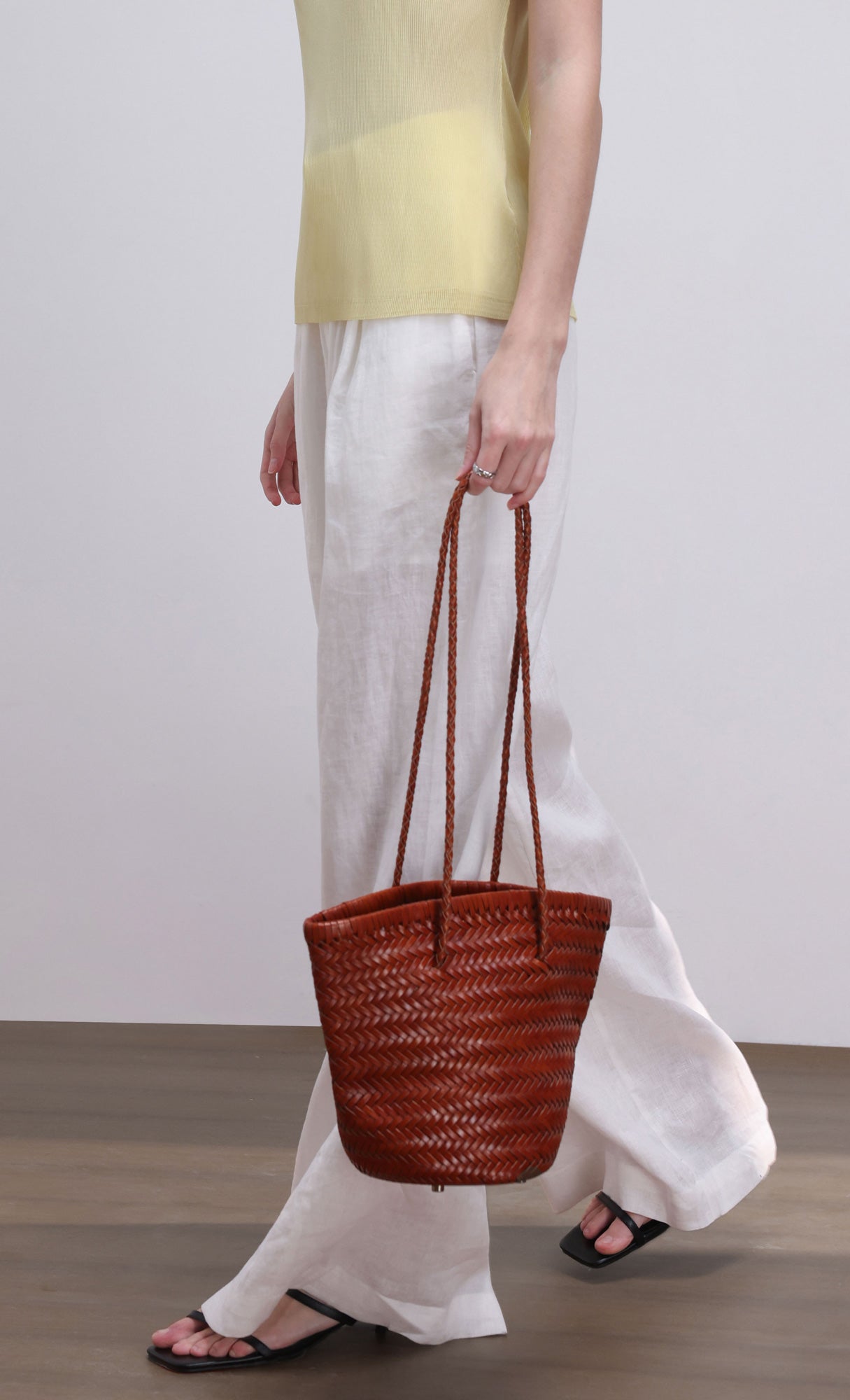 [Pouch SET] Stacy weaving leather shoulder bag_camel