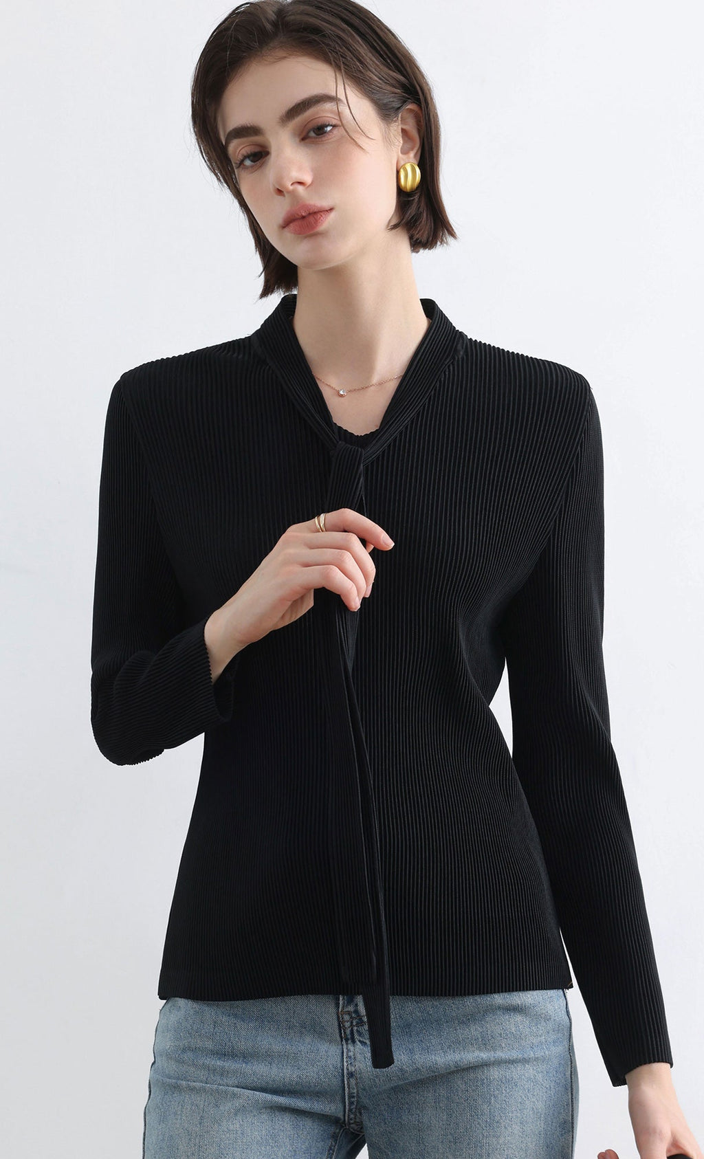 Ribbon Tie Pleated Top_Black