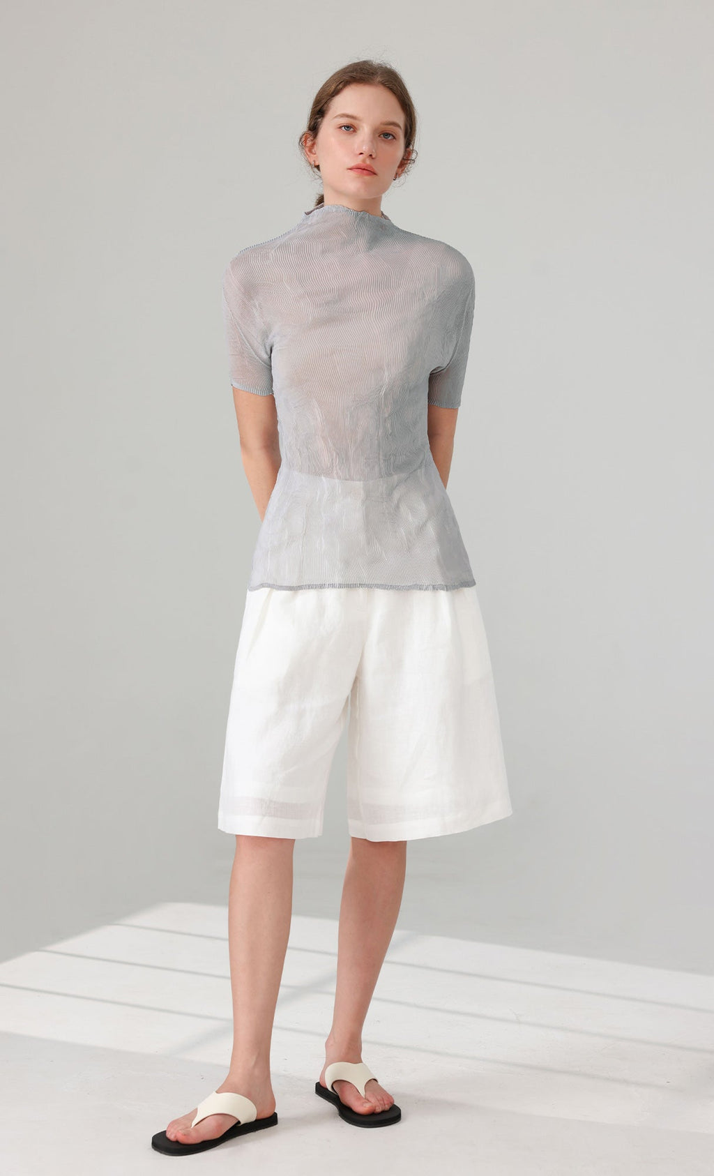 Roco crinkle pleated Top_grey